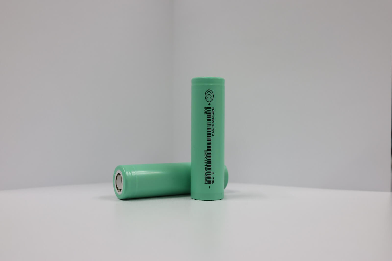Célula 18650 33V para baterias de lítio